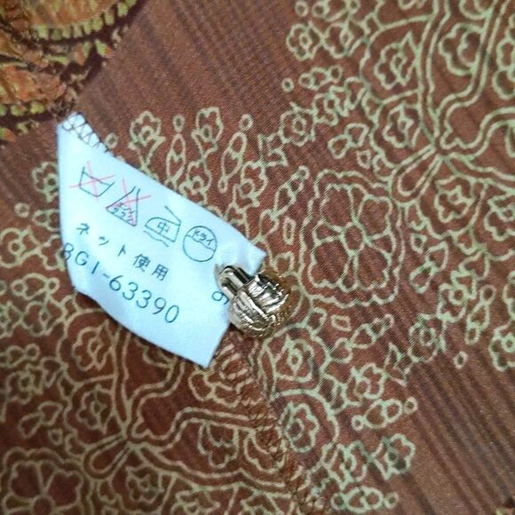 Hiroko Koshino oversized back slit mock neck button up blouse - Picture 6 of 12